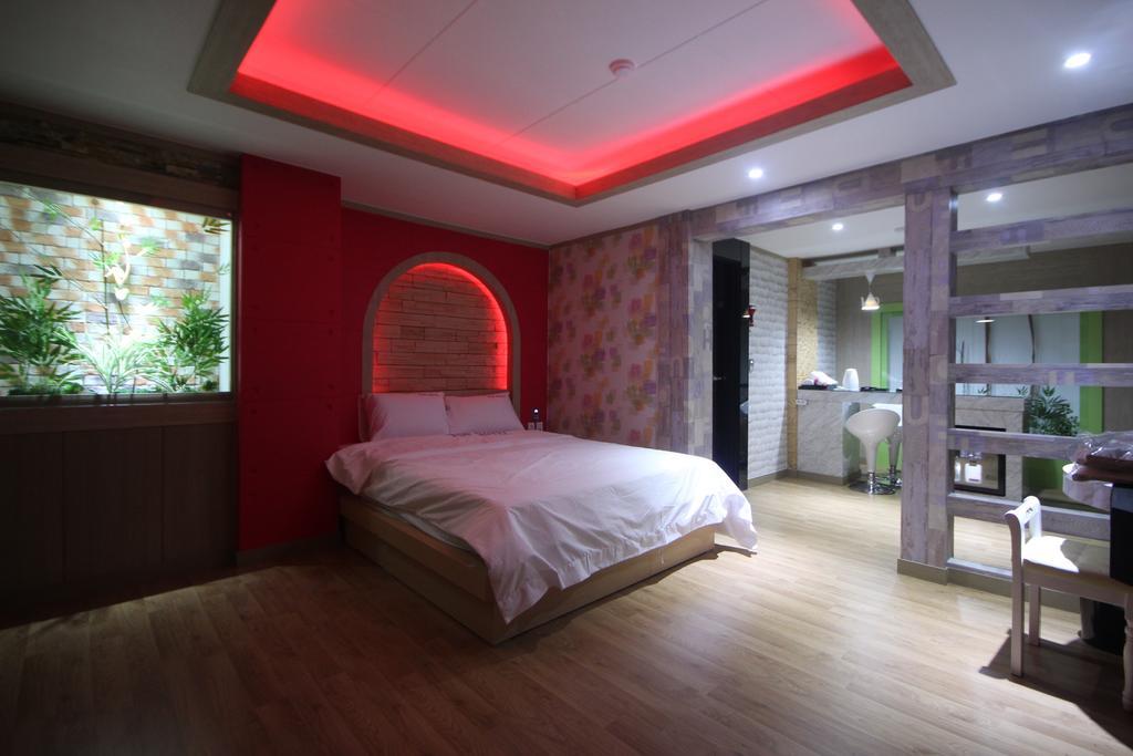 Pohang Wow Motel Habitación foto
