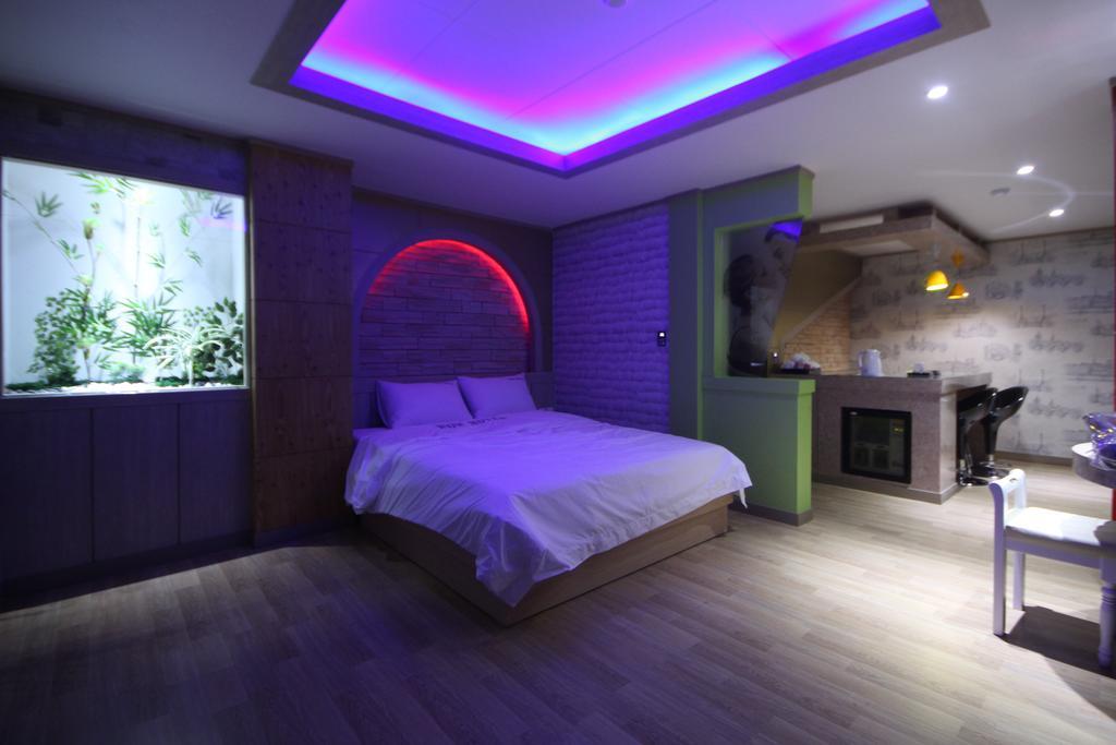 Pohang Wow Motel Habitación foto